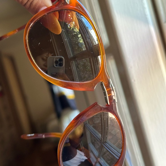 Persil Sunglasses with Case + Cleaning Cloth
PO0714 Folding Model - Picture 2 of 3